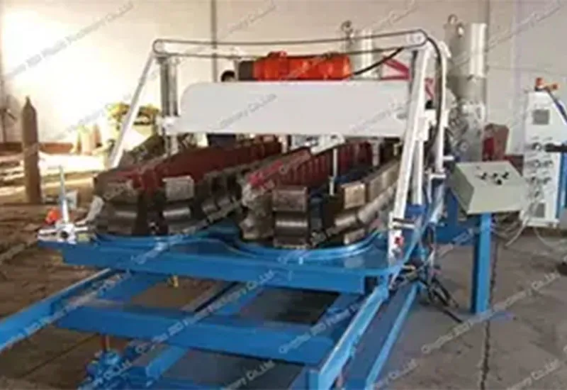 Производственная линия однослойныхдвухслойных гофрированных труб из ПЭПВХ (7)