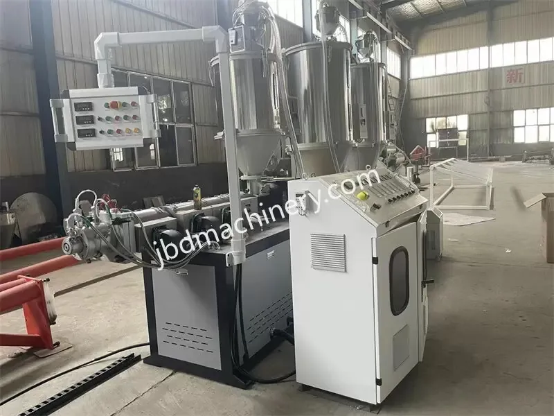 Экструзионная линия для шлангов из ПУ, ТПУ, ПА (7)