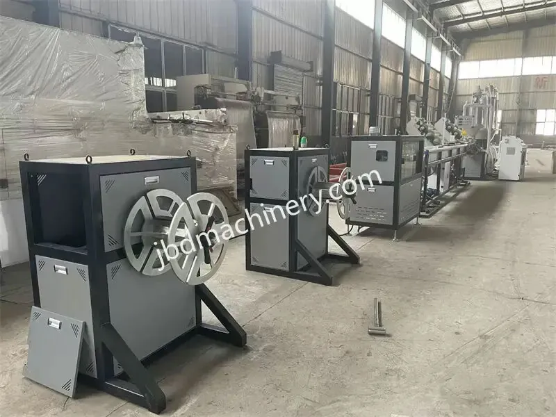 Экструзионная линия для шлангов из ПУ, ТПУ, ПА (9)